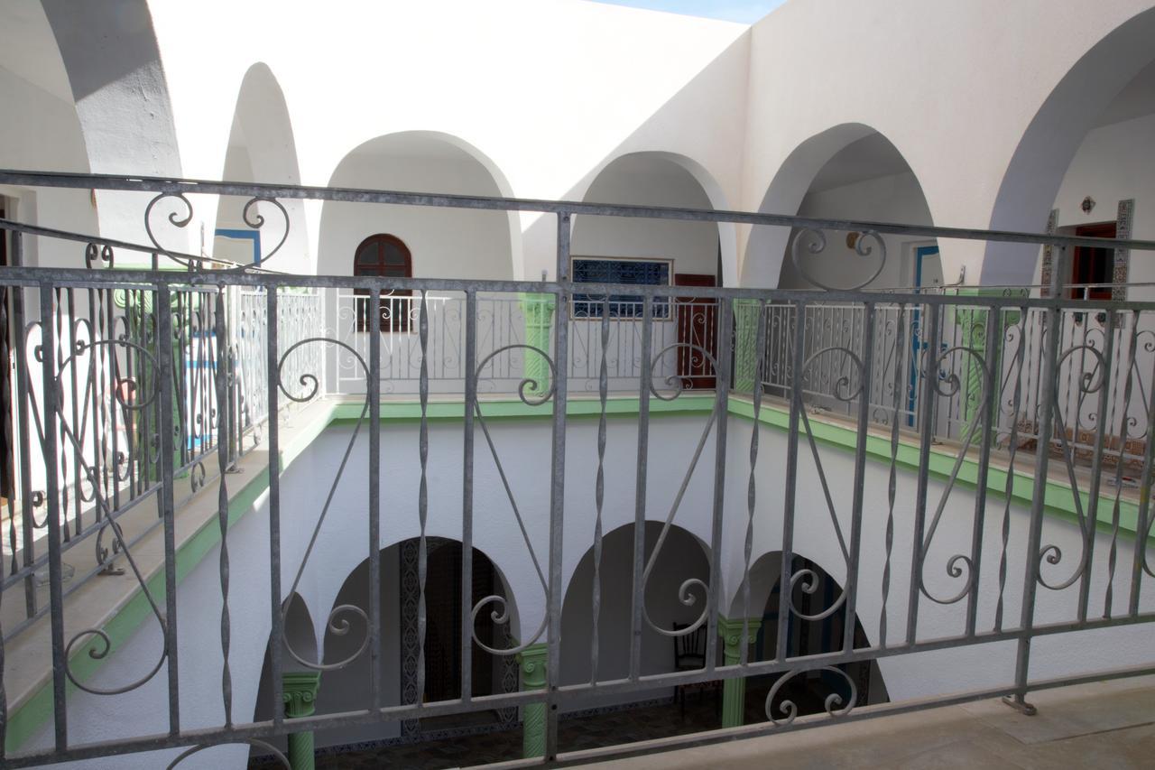 Hotel L'Hirondelle de Kelibia : Chez Amou Extérieur photo